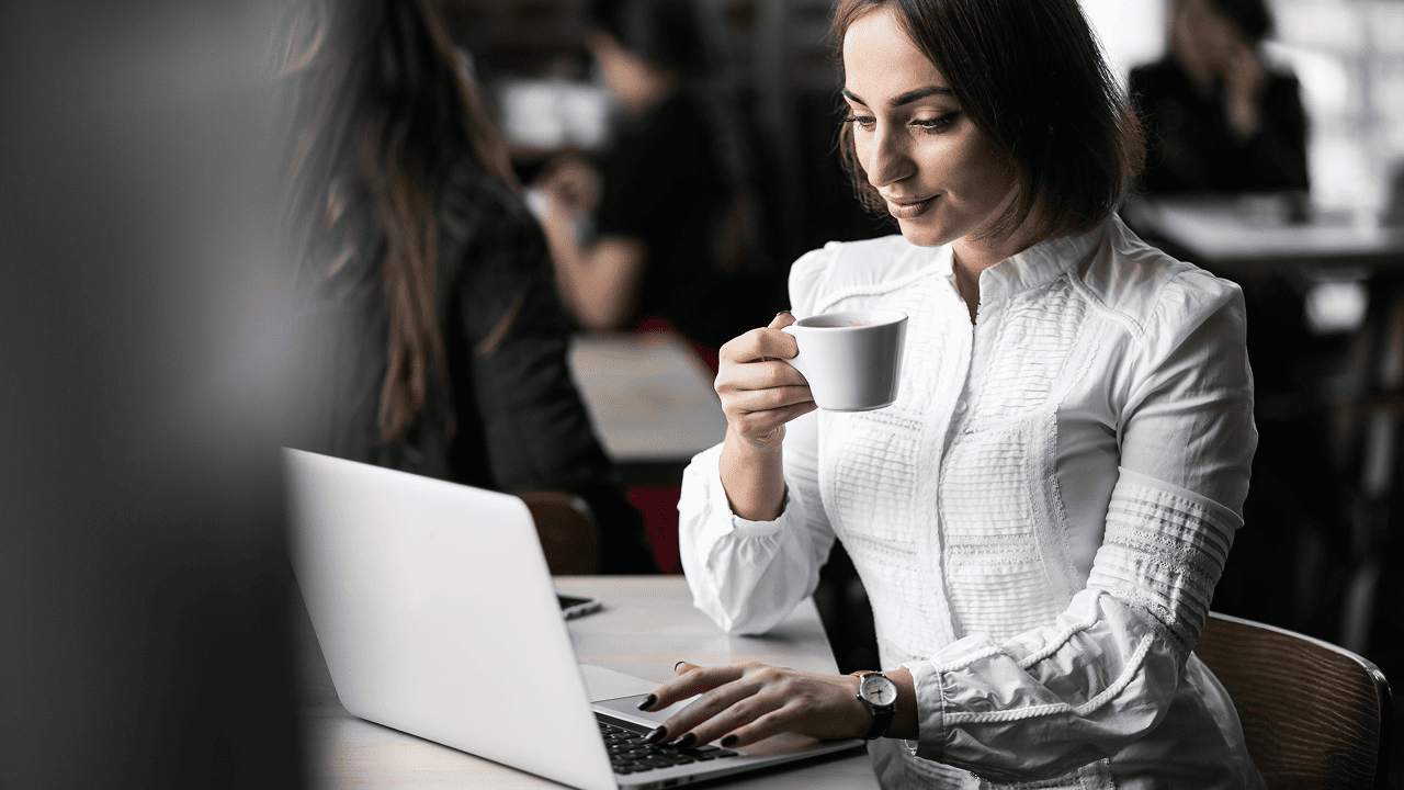 Café no trabalho melhora a produtividade e a cultura da empresa?